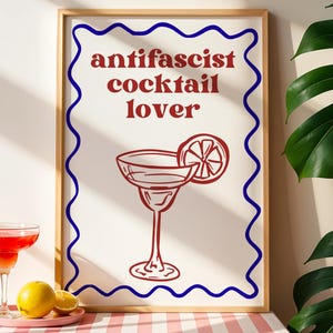 Antifascist Cocktail Lover Poster | Kunstdruck | Anti-Rechts Grafik | Politisches Statement