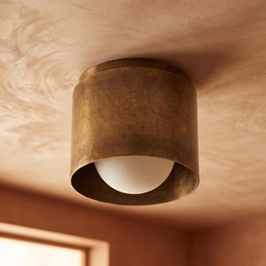 Plafoniera moderna a globo in ottone, apparecchio semi-incasso di metà secolo, lampada da ingresso minimalista, illuminazione a soffitto vintage dorata
