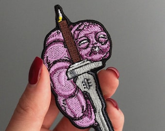 呪われた武器の刺繍パッチ、アニメの魔法使い風バッジ、アイロン接着マンガパッチ