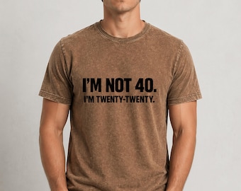 Camiseta "No tengo 40, tengo 20", divertida idea de regalo para el 40 cumpleaños, camiseta gráfica humorística para celebrar los 40.