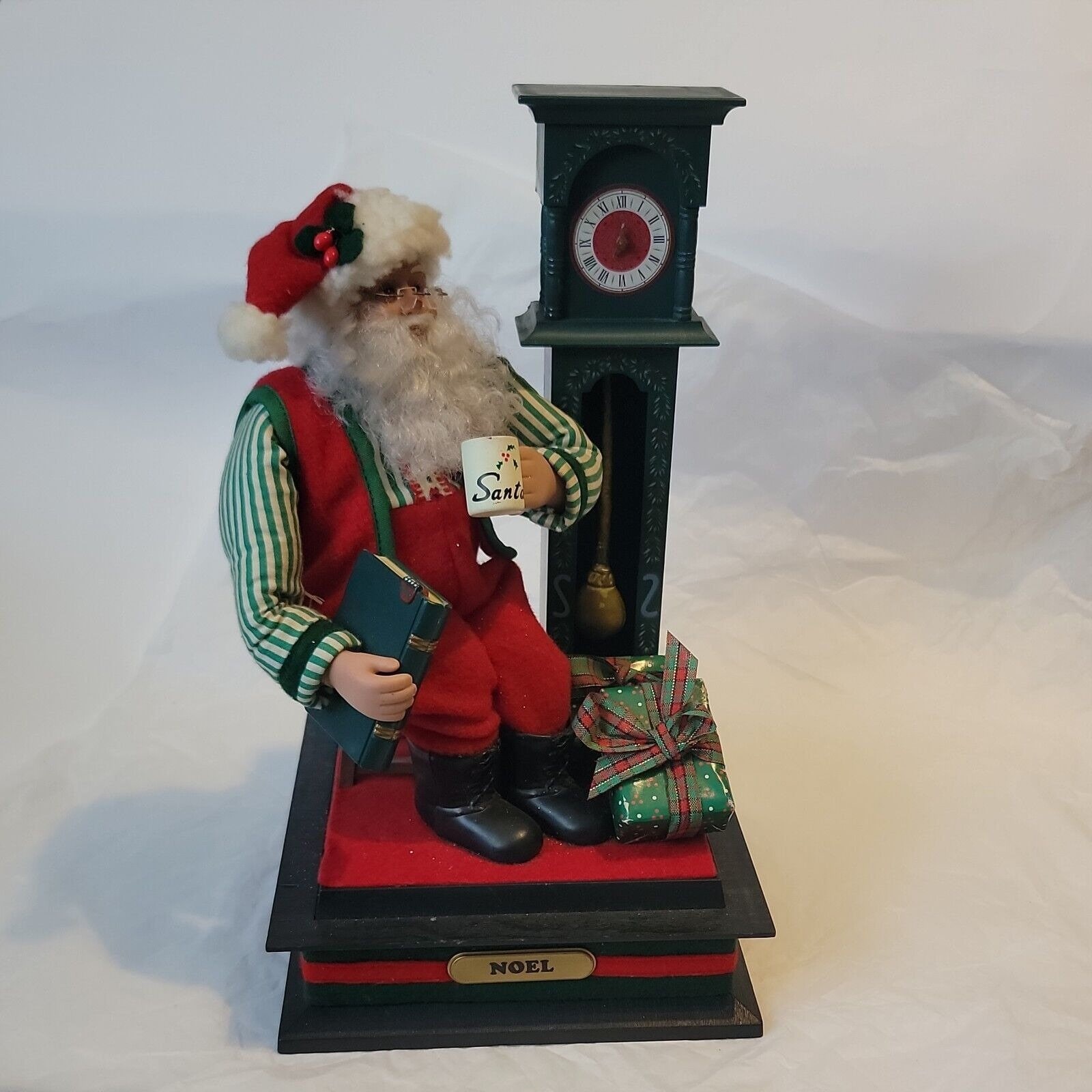 HOLIDAY CREATIONS サンタクロース クリスマス 動く人形 置物 飾り物 クリスマスメロディー【高さ46cm】DR1126 animated santa クリスマス