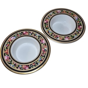Portavelas redondo Clio de porcelana fina de Wedgwood England, 1992, diseño floral, Reino Unido.
