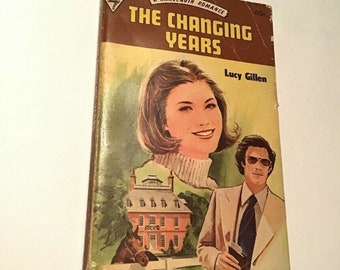 Vintage The Changing Years by Lucy Gillen Harlequin Romance Book 1972 1847