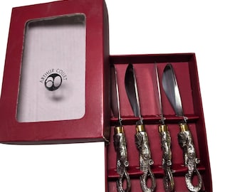 Juego de 4 espátulas para queso y mantequilla con mango de trompa de elefante de la marca Arthur Court, estilo vintage (caja)