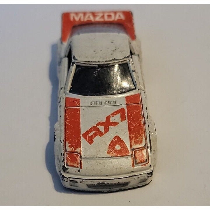 トミカ マツダ サバンナ RX-7 レーシングカー 74 ホワイト