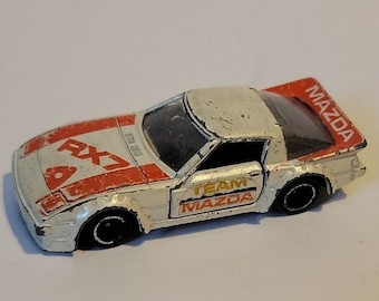 トミカ マツダ サバンナ RX-7 レーシングカー 74 ホワイト