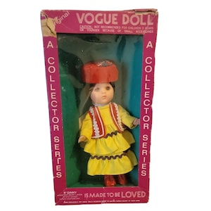 Ginny Vogue Doll Russia 1814 From Far Away Lands Dolly Box Hong Kong