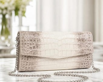 Elegante bolso de mano de piel de cocodrilo del Himalaya hecho a mano - Bolso de lujo delgado con textura de cocodrilo
