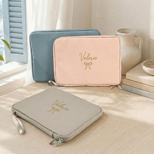 Custodia da viaggio personalizzata per iPad con incisione, borsa organizer antiurto per tablet, compatibile con iPad Air 7, Air 6, 11 e 12,9 pollici, borsa da ufficio.
