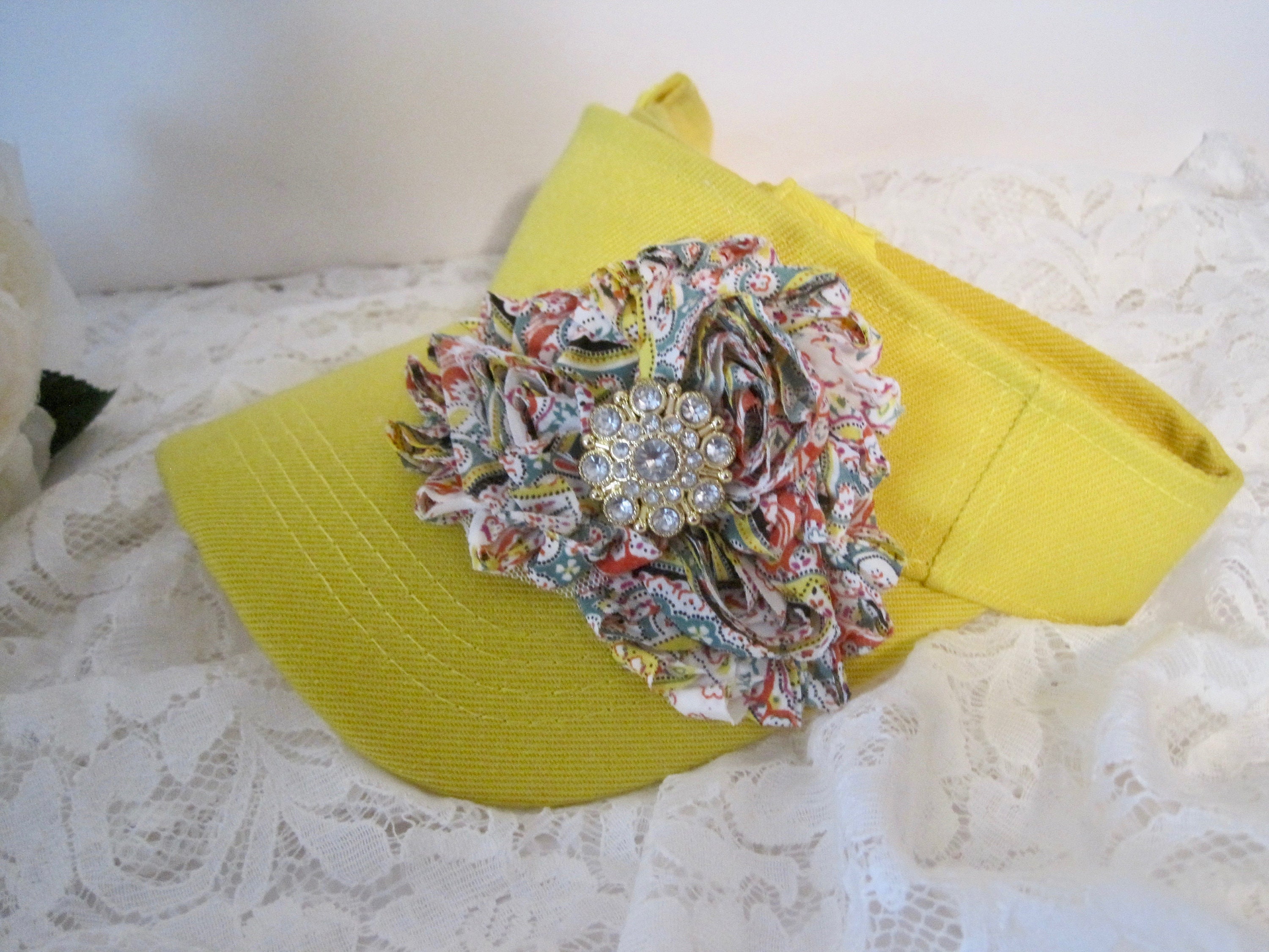 Golf Visor Sun Visor Yellow with Variegated Matching Flowers Etsy.de