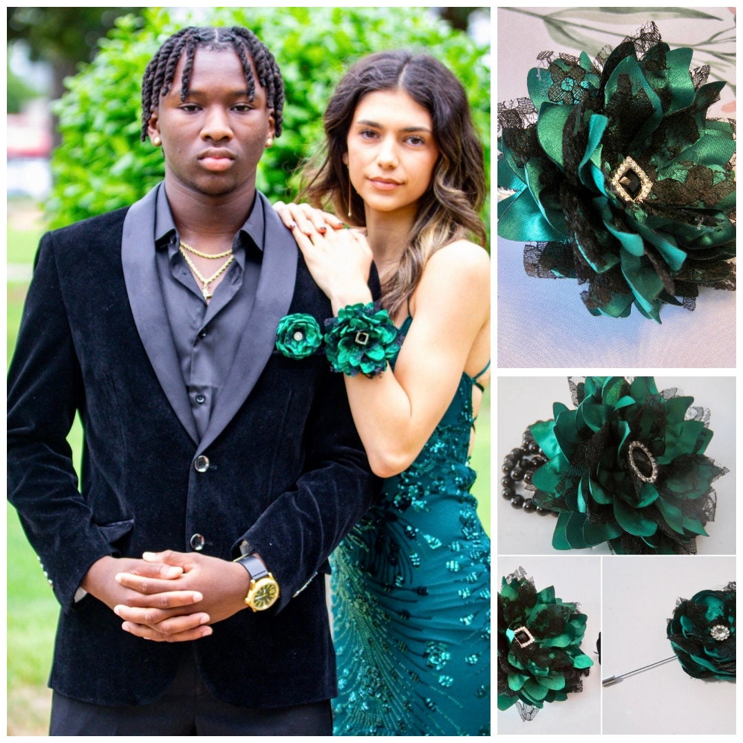 Emerald Green Corsage Bracelet Set: Prom Boutonniere With Rhinestone - Etsy Emerald Green Corsage Bracelet Set: Prom Boutonniere With Rhinestone - Etsy