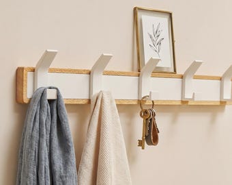 ホワイトウッド製壁掛けフックレール（フック3個、4個、5個、または6個付き） – 玄関用コートオーガナイザー（耐荷重10kg）