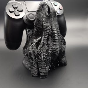 Dark Cthulhu Controller Holder, Gothic Gamepad Stand, Horror Gaming Decor, PS Controller Stand, Unique Gamer Gift