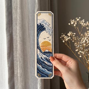 Patrón de punto de cruz para marcapáginas con diseño de olas / Arte oceánico japonés en PDF (descarga digital)