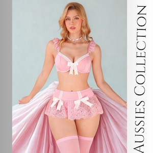 Pink Coquette Lace Lingerie Set, Bow Bra & Ruffle Panty