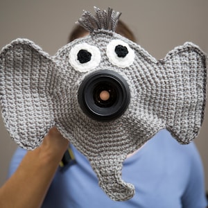 Elephant Camera lens buddy, Crochet Lens shutter hugger, animal camera buddy, monster camera buddy, photography prop