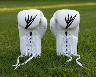Custom Boxing Gloves - Personalized Training Wraps, Handcrafted Gear for Fighters & Athletes, Gift for Boxing Enthusiasts