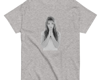 Welcome x Britney Debut Album Cover T-Shirt | Unisex T-Shirt Hoops, ich habe es wieder getan | Muttermilch Britney T-Shirt | Die Jungen MM | Vintage-Design