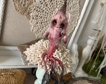 Boneca artesanal de raiz de mandrágora, peça única, familiar de bruxa, criatura fantástica, decoração gótica campestre, presente assustadoramente fofo, mandrágora, boneca vodu