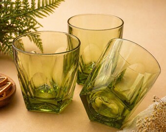 Vintage set van 3 MCM olijfgroene bekers/whiskyglazen