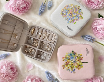 Personalized Floral Travel Jewelry Box | Birth Flower Leather Box, Custom Name Case, Birthday Gift for Her, Sister Gift