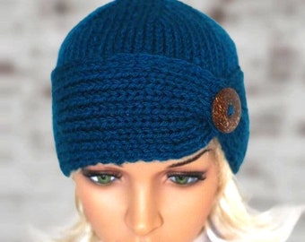 Hand knitted ladies hat. Soft and comfortable beanie for women, perfect for colder seasons! Womens beanie.In many colours.