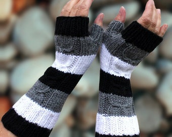 Hand knitted mittens for women. Fingerless gloves for ladies. Gloves hand made. Knitted gloves. Mittens for ladies.