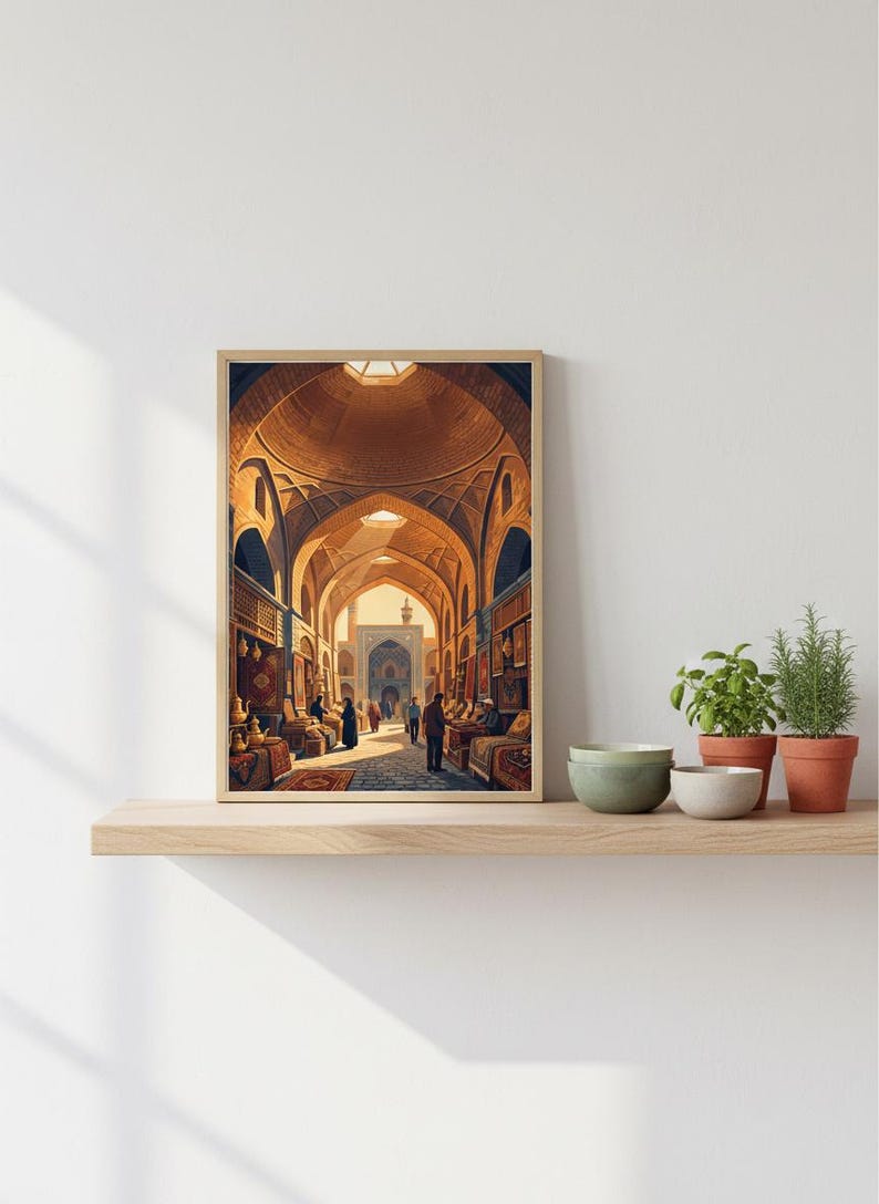 K&ouml;nnte beinhalten: Gerahmter Kunstdruck eines gew&ouml;lbten Marktplatzes mit Menschen und Gesch&auml;ften. Das Kunstwerk zeigt warme Braun- und Goldt&ouml;ne, mit Sonnenlicht, das durch die gew&ouml;lbte Decke scheint. Die Szene zeigt einen gesch&auml;ftigen Basar.