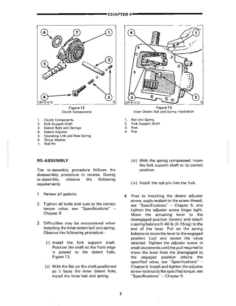 Op de afbeelding: Technische diagrammen van mechanische componenten met labels en instructies. Figuren 12 en 13 tonen koppelingscomponenten en de installatie van de binnenste kogel en veer. Tekst beschrijft de montage, inclusief het aandraaien van bouten.