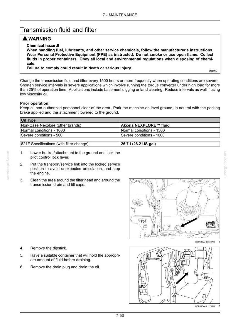 Op de afbeelding: Een pagina uit een onderhoudshandleiding met details over de service van transmissievloeistof en filter. Bevat waarschuwingen over chemische gevaren, oliespecificaties en instructies voor vloeistofwissels. De afbeelding toont ook diagrammen van de motoronderdelen.