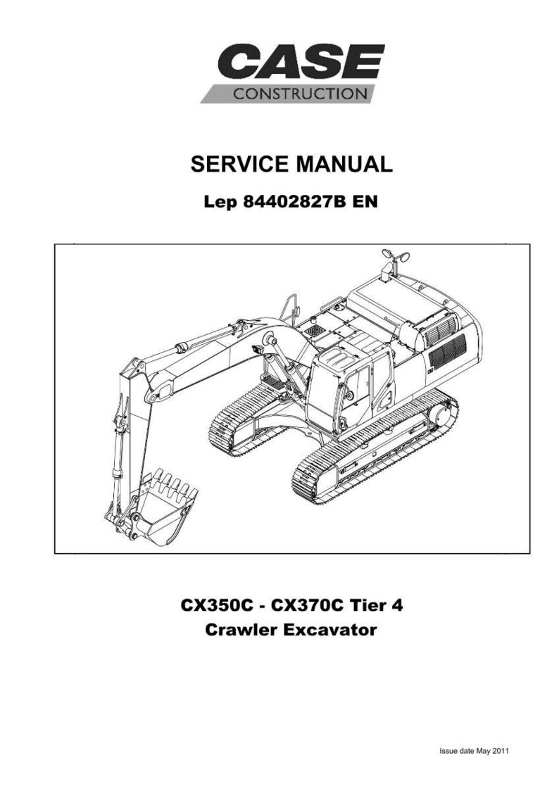 Op de afbeelding: Omslag van een servicehandleiding voor een Case Construction CX350C - CX370C Tier 4 rupsgraafmachine. De omslag toont een gedetailleerde lijntekening van de graafmachine in zwart-wit, met het Case Construction-logo bovenaan. De tekst "SERVICE MANUAL" is prominent aanwezig.