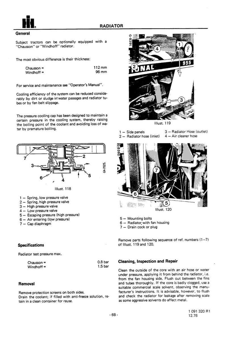 Op de afbeelding: Diagram van een tractorradiator met gelabelde onderdelen, waaronder zijpanelen, slangen en kleppen. De afbeelding bevat illustraties en specificaties voor onderhoud en reparatie, metingen in mm en bar.