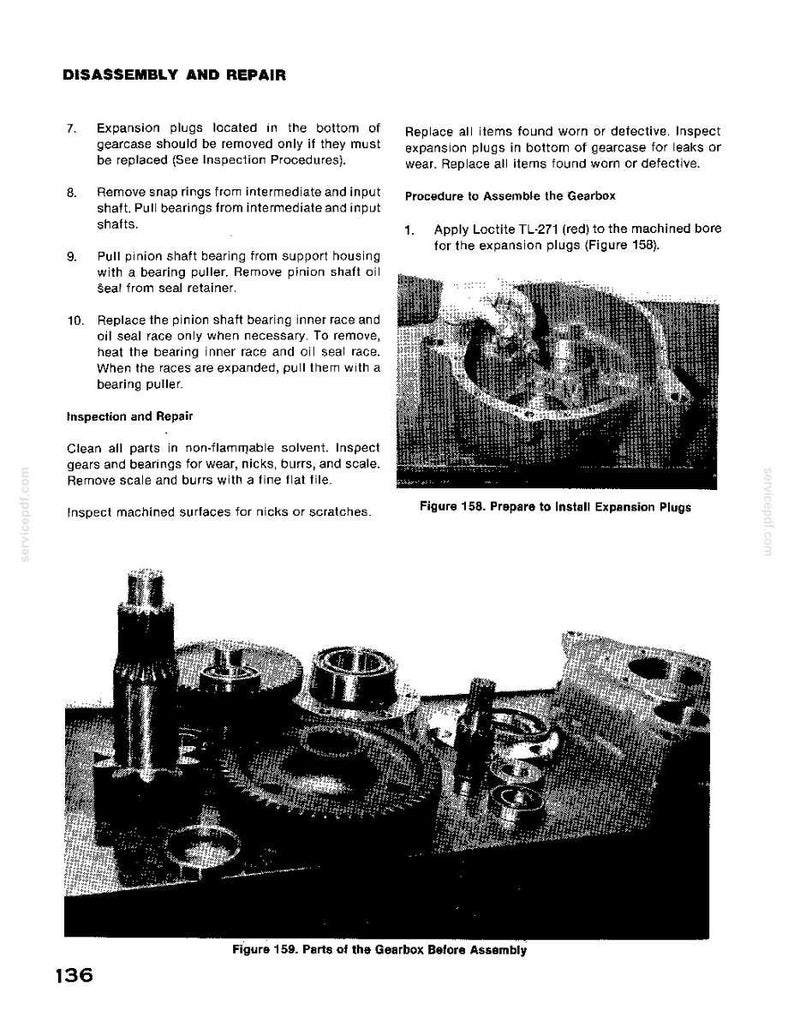 Puede incluir: Imagen en blanco y negro de piezas de caja de cambios desmontadas, incluyendo engranajes y rodamientos, dispuestas sobre un banco de trabajo. La imagen es de un manual de reparaci&oacute;n, con texto que describe los procedimientos de desmontaje y reparaci&oacute;n. La figura 159 es visible.