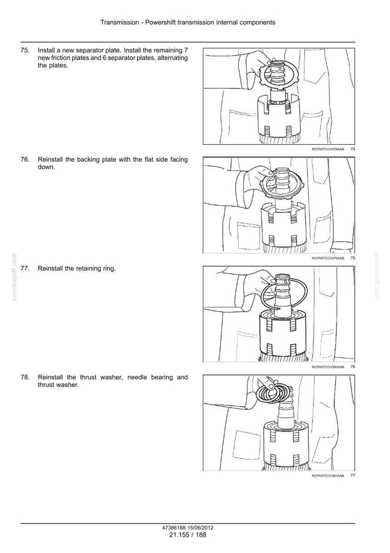 Pu&ograve; includere: Diagramma dei componenti interni della trasmissione Powershift. Istruzioni passo passo con illustrazioni per l'installazione di piastre separatore, piastre posteriori, anelli di tenuta e rondelle di spinta. Include testo e passaggi numerati.