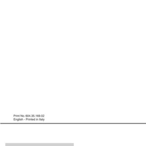Op de afbeelding: Een witte documentomslag met een horizontale zwarte lijn aan de boven- en onderkant. De tekst luidt: Print No. 604.35.169.02 English - Printed in Italy. Daaronder staat een grijs kader met het New Holland logo en de tekst PROVEN PERFORMANCE.