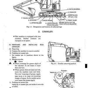 Puede incluir: Un diagrama en blanco y negro de una excavadora, con etiquetas para componentes como el motor de desplazamiento, la rueda dentada y el bastidor inferior. Diagramas adicionales ilustran la extracci&oacute;n de la oruga y la instalaci&oacute;n del pasador maestro. El texto incluye "NAME OF TRAVEL SYSTEM" y "CRAWLER".