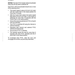 Peut inclure: Une page de manuel technique intitul&eacute;e SECTION 3 - FIELD OPERATIONS, d&eacute;taillant les instructions pour l'interrupteur Auto P.T.O. Elle &eacute;num&egrave;re les conditions de d&eacute;sactivation automatique, y compris les seuils de vitesse de 0,5 km/h.