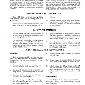 Puede incluir: Una p&aacute;gina impresa con el t&iacute;tulo "ACCIDENTAL UPSET" e instrucciones para el mantenimiento, la inspecci&oacute;n y la extracci&oacute;n de ROPS (Roll-Over Protective Structure). Incluye precauciones de seguridad y pasos de instalaci&oacute;n.