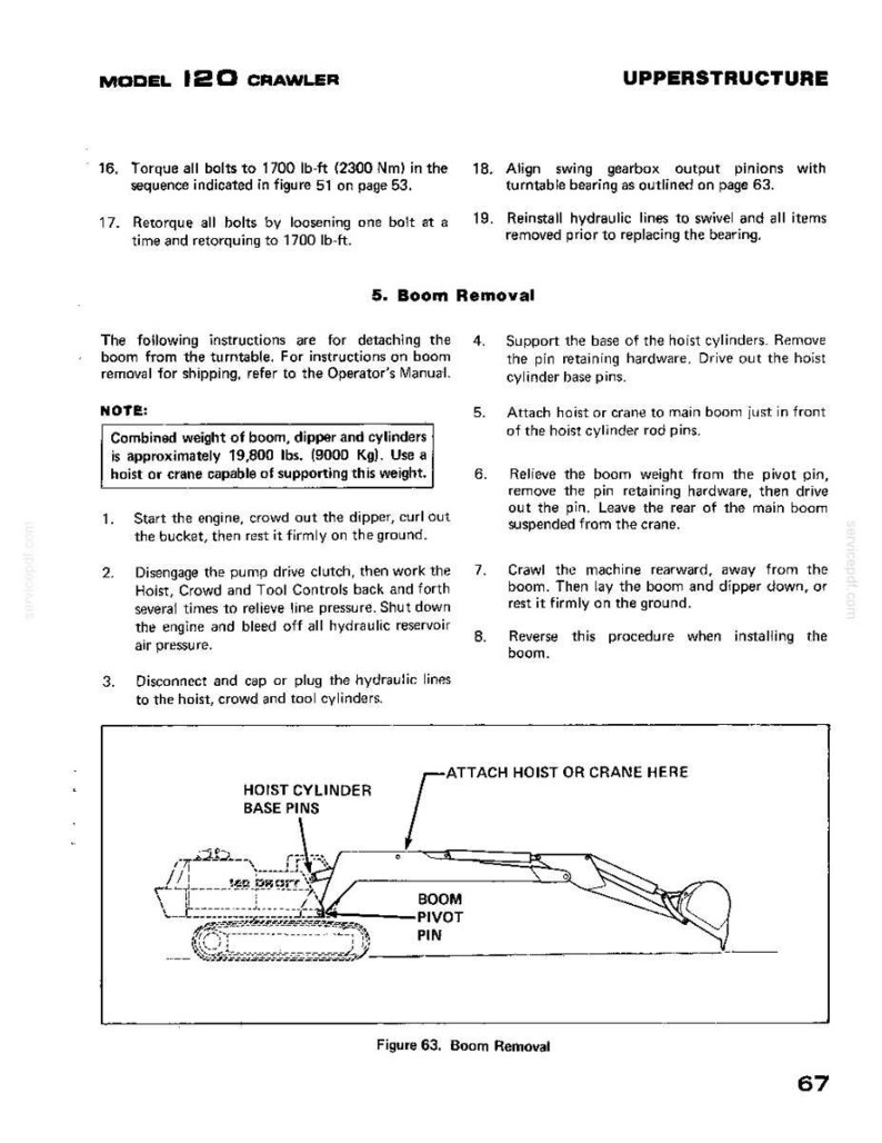 Puede incluir: P&aacute;gina de un manual para un Modelo 120 Crawler, que detalla la extracci&oacute;n de la pluma. Incluye diagramas e instrucciones para desmontar la pluma, con notas sobre el peso (aproximadamente 9000 kg). El texto incluye t&eacute;rminos t&eacute;cnicos y diagramas.