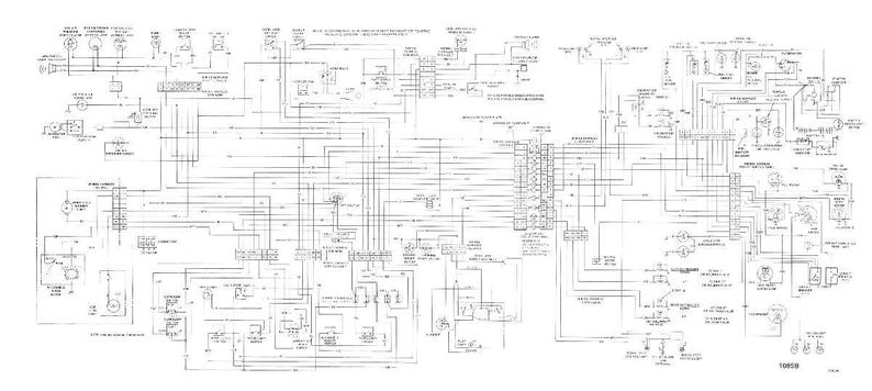 K&ouml;nnte beinhalten: Ein detailliertes schwarz-wei&szlig;es Schaltbild eines elektrischen Systems mit zahlreichen miteinander verbundenen Komponenten, Leitungen und Symbolen. Das Diagramm ist komplex, mit verschiedenen beschrifteten Elementen und einem dichten Netzwerk von Kabeln.