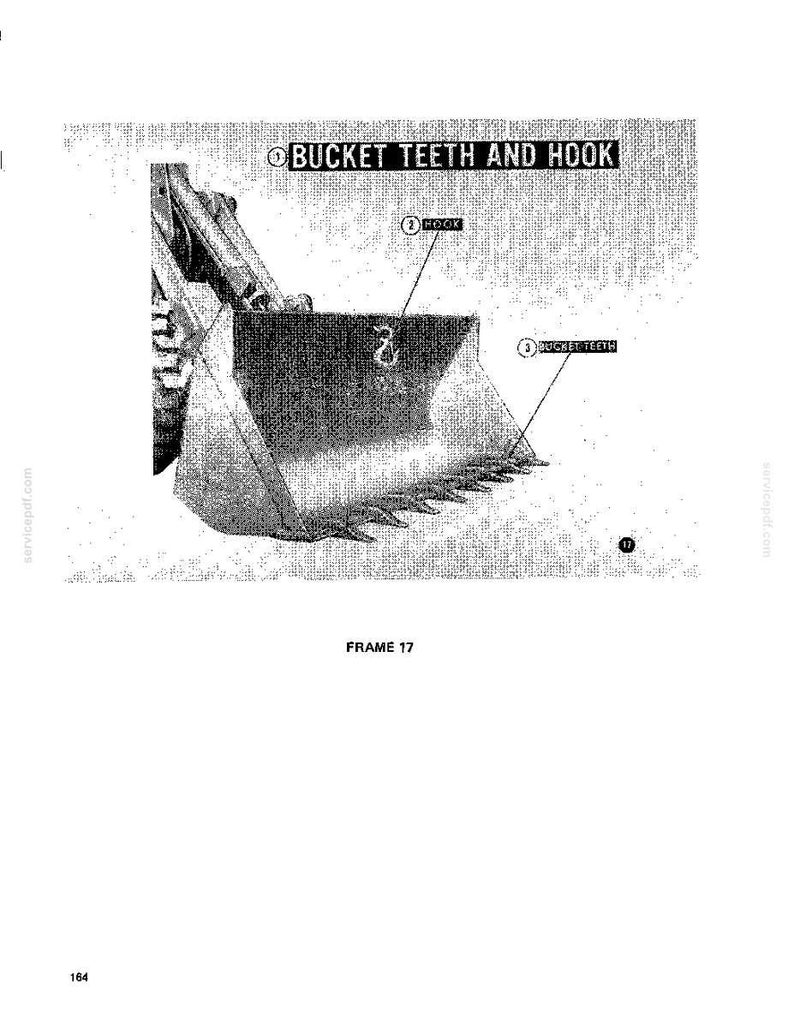 Op de afbeelding: Illustratie van een graafmachinebak met de tekst "BUCKET TEETH AND HOOK". De bak heeft meerdere tanden langs de onderrand en een haak. De afbeelding bevat ook de tekst "FRAME 17".