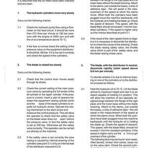Pu&ograve; includere: Pagina di un manuale sul sistema idraulico per attrezzature Angledozer, con istruzioni per la risoluzione dei problemi. Il testo include controlli per il movimento lento dei cilindri e la rapida discesa della lama, con misure in mm e litri.
