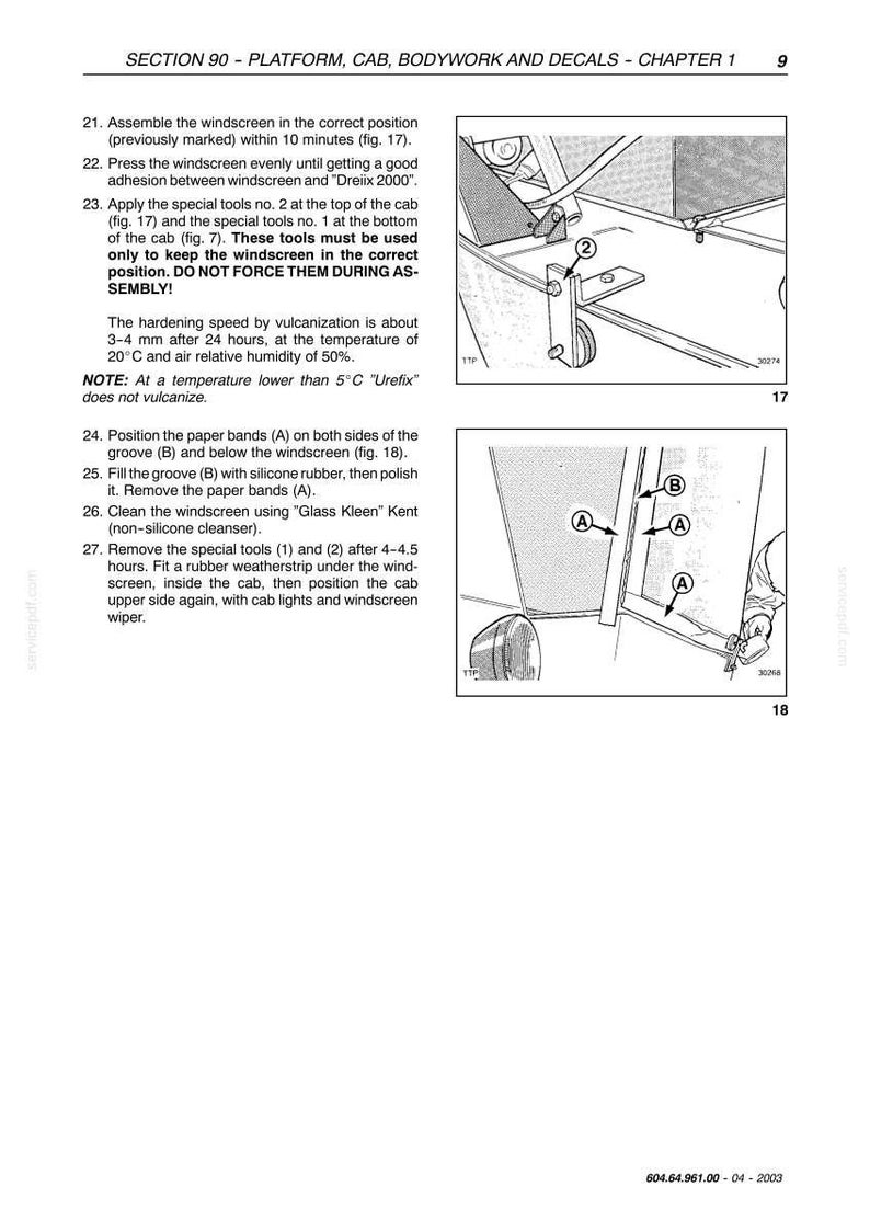 Pu&ograve; includere: Diagramma da un manuale che mostra i passaggi per l'installazione del parabrezza. Il testo include le istruzioni per il montaggio, l'applicazione degli attrezzi e il posizionamento delle fascette di carta. Include le figure 17 e 18, con misure in millimetri.
