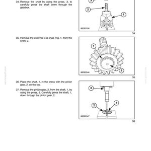 Puede incluir: Una p&aacute;gina de manual t&eacute;cnico titulada SECTION 58 - MOWER - CHAPTER 4, que presenta tres diagramas en blanco y negro. Las ilustraciones muestran el proceso de desmontaje de una caja de cambios, un eje y un pi&ntilde;&oacute;n usando una prensa.