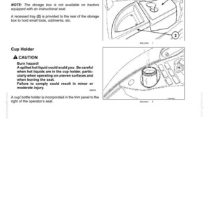 以下が含まれることがあります： CONTROLS/INSTRUMENTSと題された技術マニュアルのページで、IN CAB STORAGEを示しています。ヒンジ付き蓋1の収納ボックス、凹型トレイ2、および飲み物容器が入ったカップホルダーの線画が掲載されています。