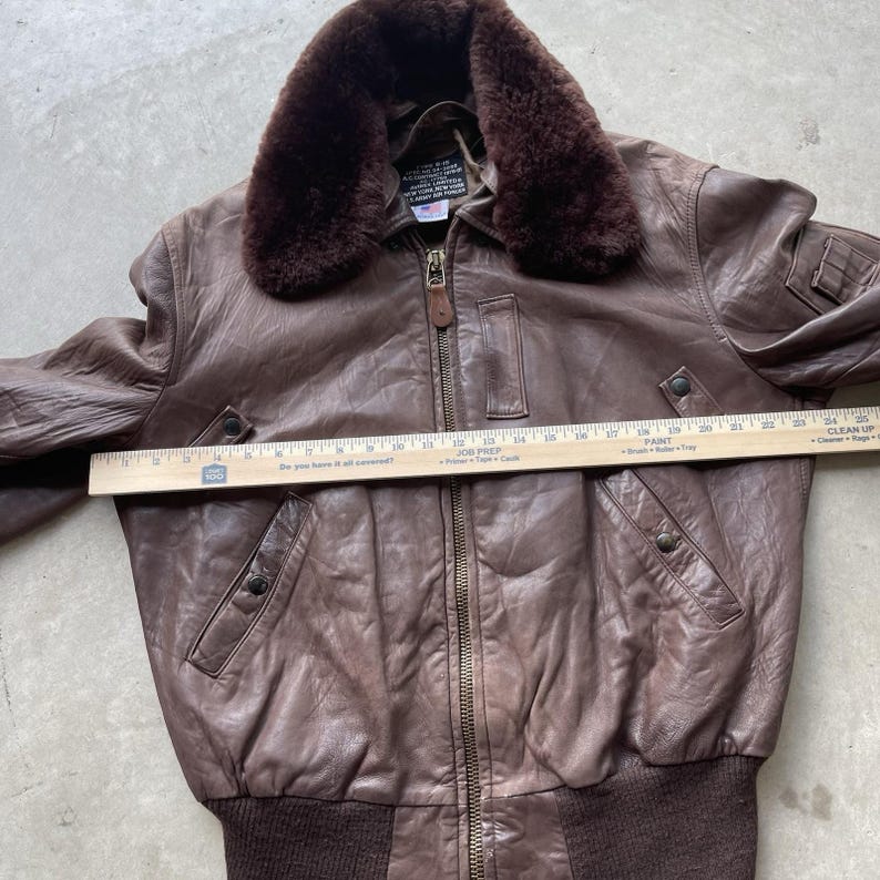 Vintage Avirex jacka herr stor brun läder B-15 G2 bomberjacka med päls, flyg 90-tal bild 4