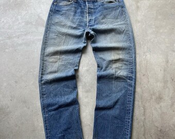 Vintage Levis 501 Jeans Mens 34x32 Light Blue Button Fly Straight USA Made 70s