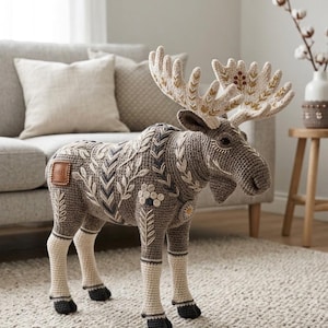 Nordic Moose Amigurumi Crochet Pattern, Embroidered Reindeer Toy (PDF Pattern)