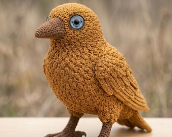 Rusty Woodland Bird Crochet Pattern, Realistic Amigurumi PDF (Digital Download)