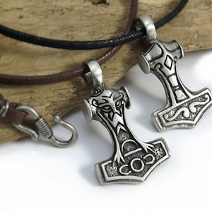 Thor&#39;s Hammer Necklace - Reversible Mjolnir pendant - Viking and Norse Jewelry - Pagan Jewelry